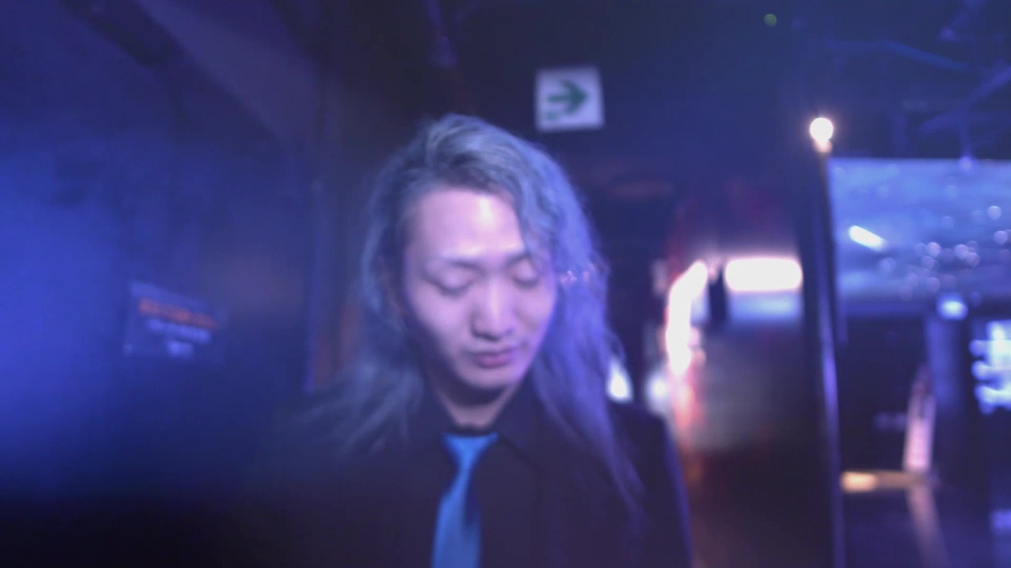 レペゼン地球×乙武洋匡「He is perfect」ミュージックビデオのワンシーン。