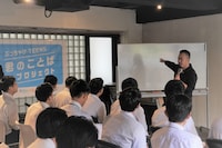 TOKYO MX1「ラップの教科書～君のことばで0を1に～」より。(c)TOKYO MX