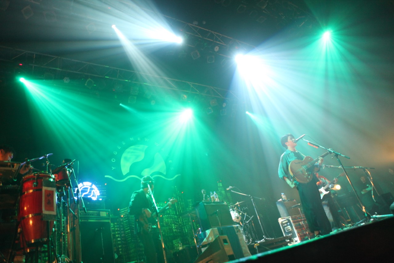 「Dreamin' Night vol.6」Yogee New Wavesのステージの様子。（Photo by Naruki Yamaguchi）