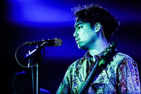 Yuto Uchino（Vo, Syn, G）（渡邉一生［SLOT PHOTOGRAPHIC］）