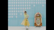 「Knock U down」ミュージックビデオのワンシーン。