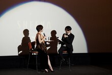 椎名林檎「轟音上映会 And The Beat GOes ON ～The Sexual Healing～」の様子。