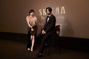 人気画像9位は「椎名林檎&児玉裕一『轟音上映会』登壇、MV制作への思い明かす」より、椎名林檎「轟音上映会 And The Beat GOes ON ~The Sexual Healing~」の様子。