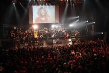 「hide Birthday Party 2019」hideセッションの様子。