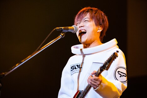 CUTT（Vo, G / SPEED OF LIGHTS）