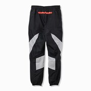 「Reebok CLASSIC×N0IR」SWAY TRACK PNT（1万3200円）。