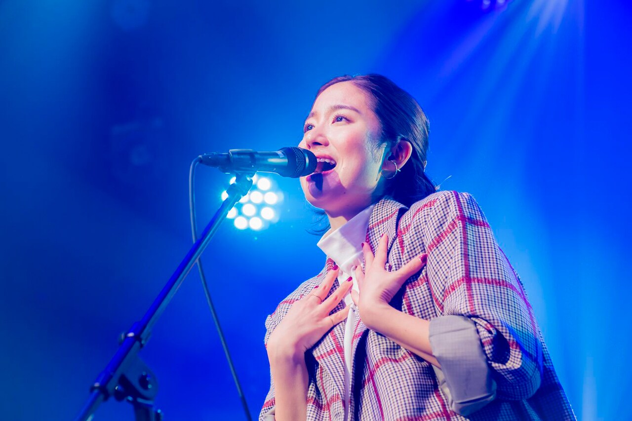 杏沙子、2019年を「まとめません！」年内最後のワンマンで未来に届ける新曲連発