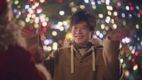 ソフトバンクCM「恋人がサンタクロース」編のワンシーン。
