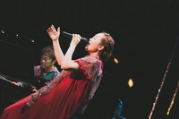 Wakana「Wakana Winter Special Live 2019 ～瞬き～」東京・マイナビBLITZ赤坂公演の様子。（撮影：大川晋児）