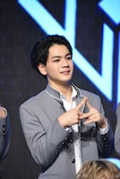 人気画像8位は「『PRODUCE 101 JAPAN』発の新グループJO1お披露目『世界に通用するグループに』」より、1位に輝いた豆原一成。