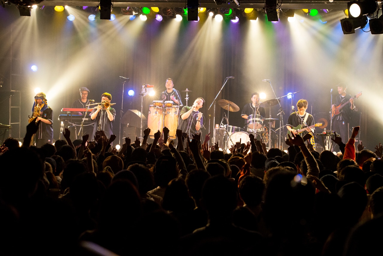 思い出野郎Aチーム「思い出野郎Aチーム presents ウルトラソウルピクニック "Share the Light"リリースツアー 東京」の様子。（撮影：中川淳）