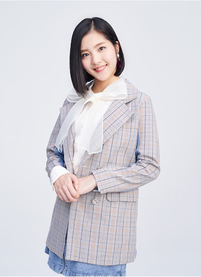 一岡伶奈（BEYOOOOONDS）