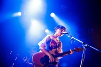 たかはしほのか（Vo, G）（撮影：森好弘）