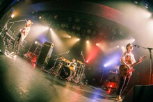 リーガルリリー「リーガルリリーpresents『羽化する』」東京・LIQUIDROOM公演の様子。（撮影：森好弘）