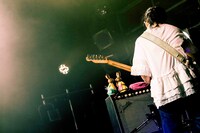 たかはしほのか（Vo, G）（撮影：森好弘）