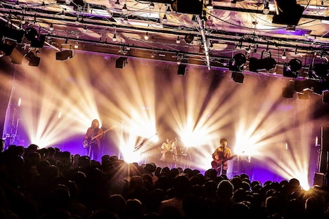 リーガルリリー「リーガルリリーpresents『羽化する』」東京・LIQUIDROOM公演の様子。（撮影：森好弘）