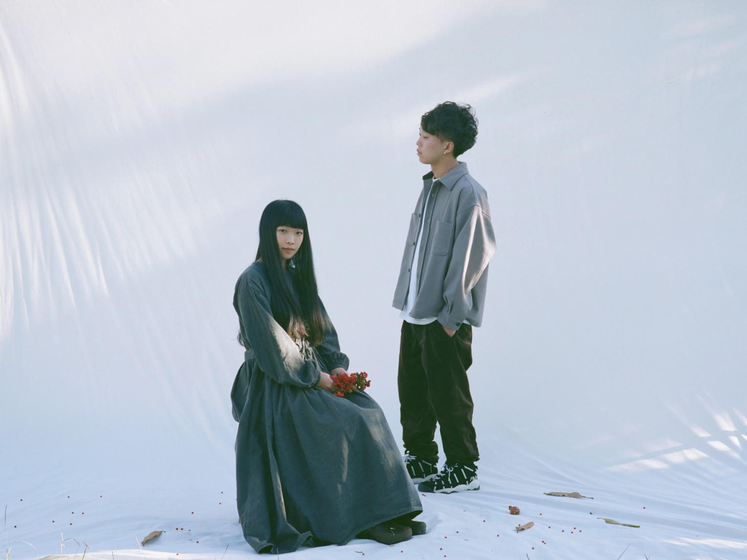 左から青葉市子、Sweet William。