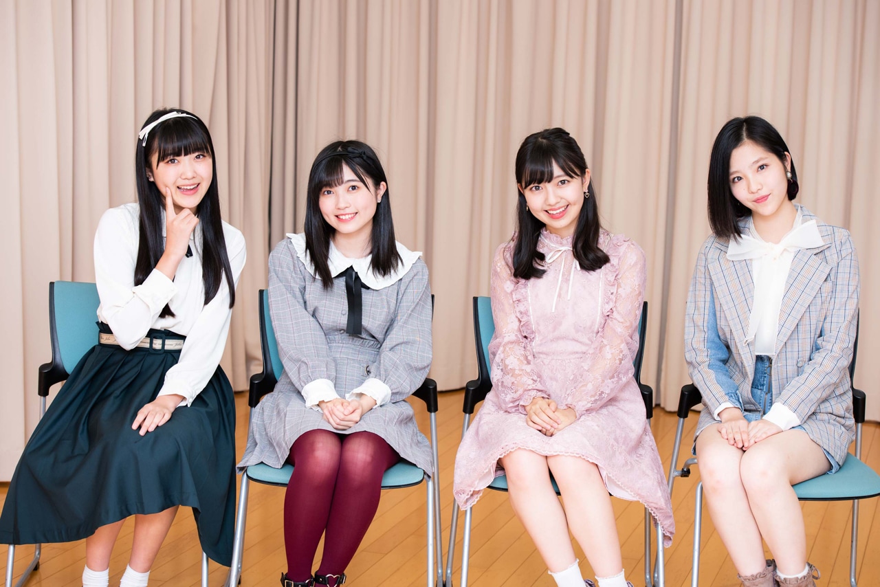 左から江口紗耶、西田汐里、島倉りか、一岡伶奈（BEYOOOOONDS / CHICA#TETSU）。