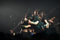 鶯籠「梨 2019 vol.2」の様子。（撮影：斉藤明）