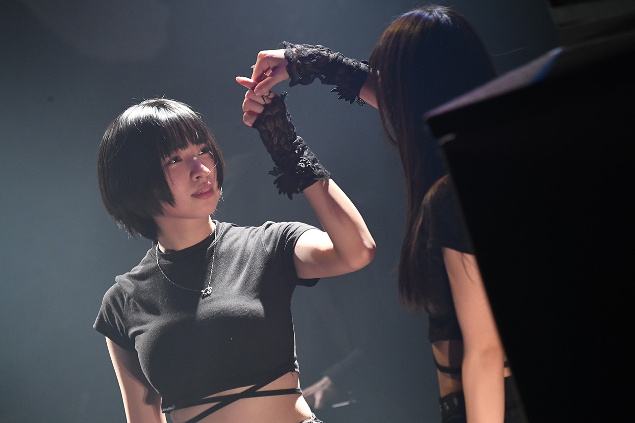 鶯籠「梨 2019 vol.2」の様子。（撮影：斉藤明）