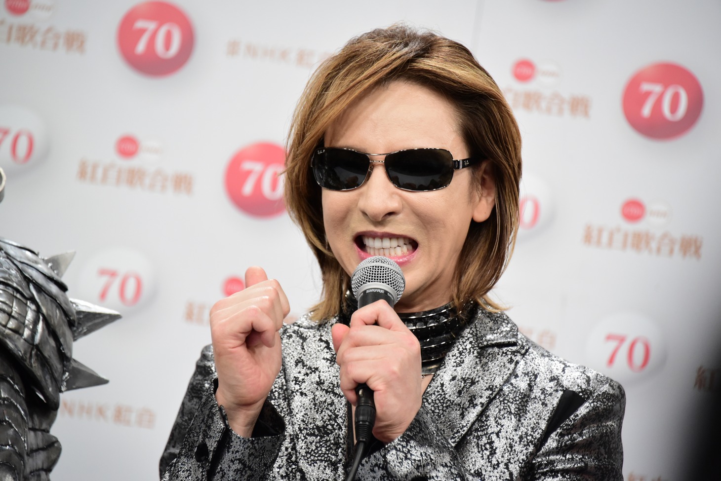 YOSHIKI