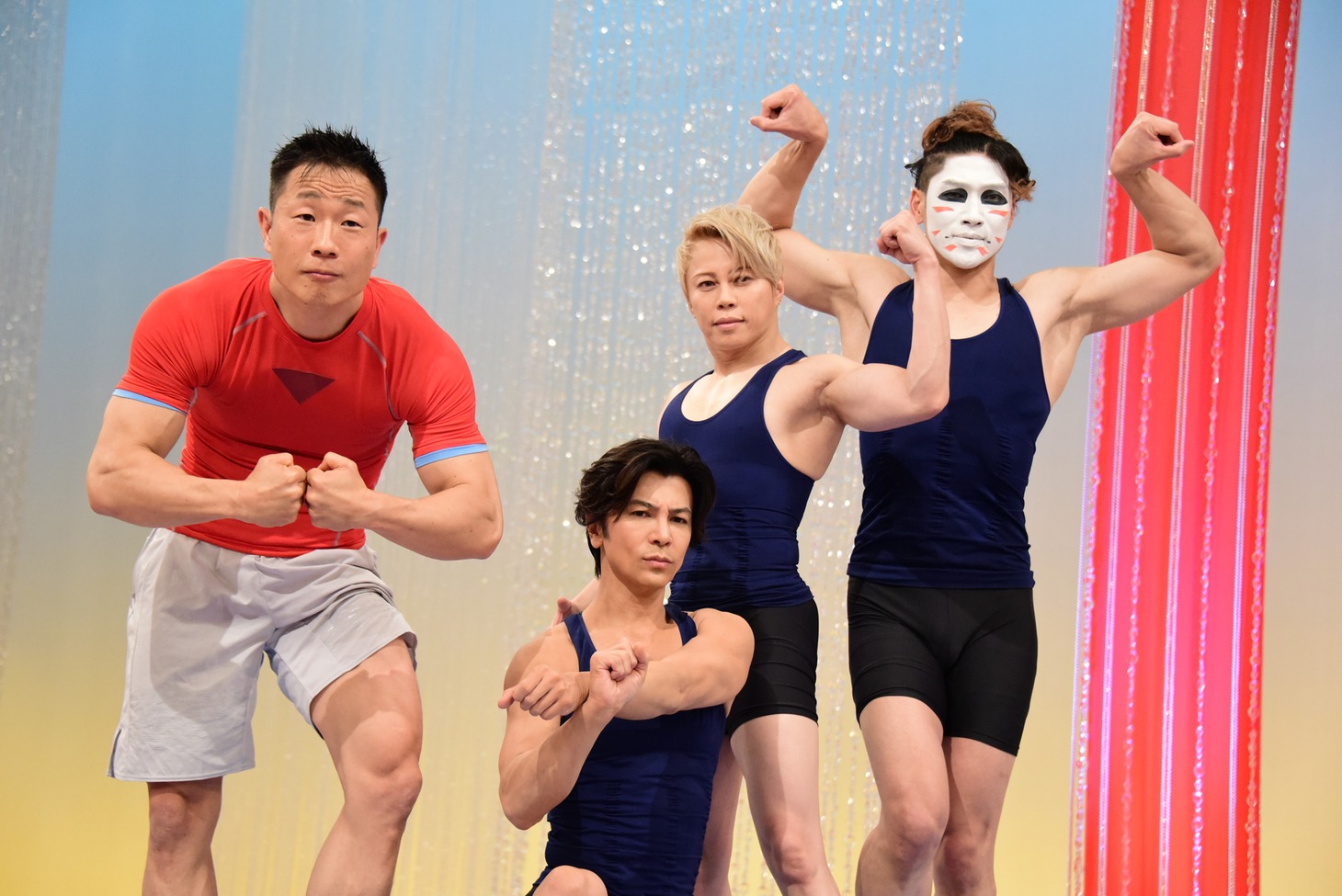 左から谷本道哉、武田真治、西川貴教、樽美酒研二。