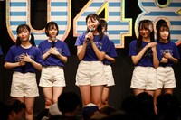 瀧野由美子（中央）(c)STU