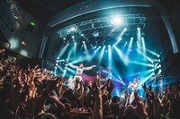 あゆみくりかまき「あゆみクリパまき2019」の様子。