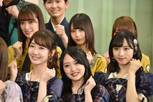 左上段から佐々木久美、小坂菜緒、加藤史帆、柏木由紀、向井地美音、小栗有以。