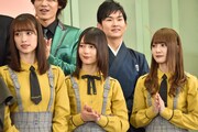 左から日向坂46の佐々木久美、小坂菜緒、加藤史帆。