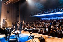 「H ZETTRIO TOUR 2019 -気分上々-」東京・たましんRISURUホール公演の様子。（Photo by Yuta Ito）