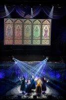 たこやきレインボー「なにわンダーランド2019～Joy to the World～」の様子。