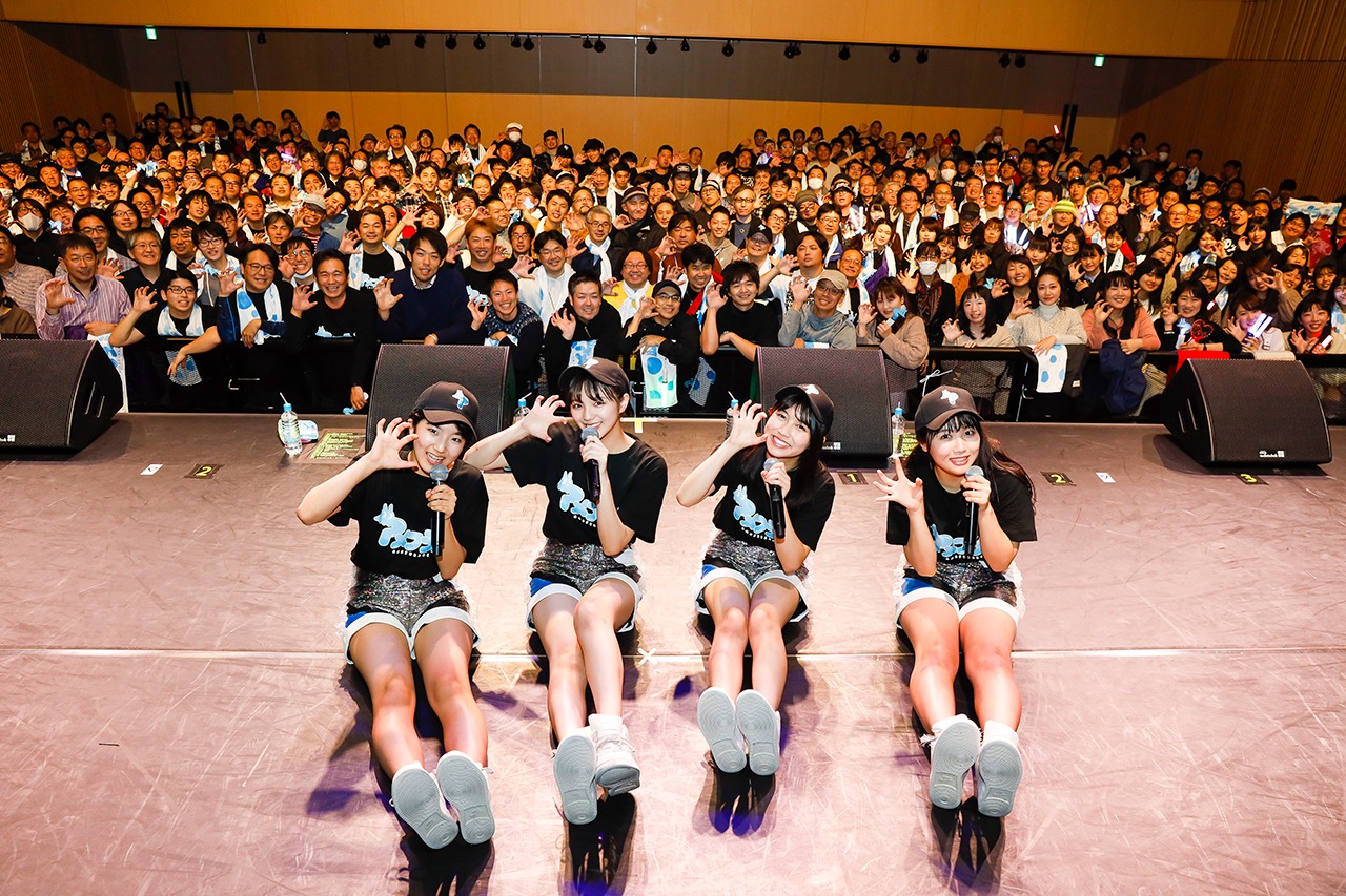 アメフラっシ「なんだ神田アメフラ」で撮影された記念写真。（撮影：笹森健一）