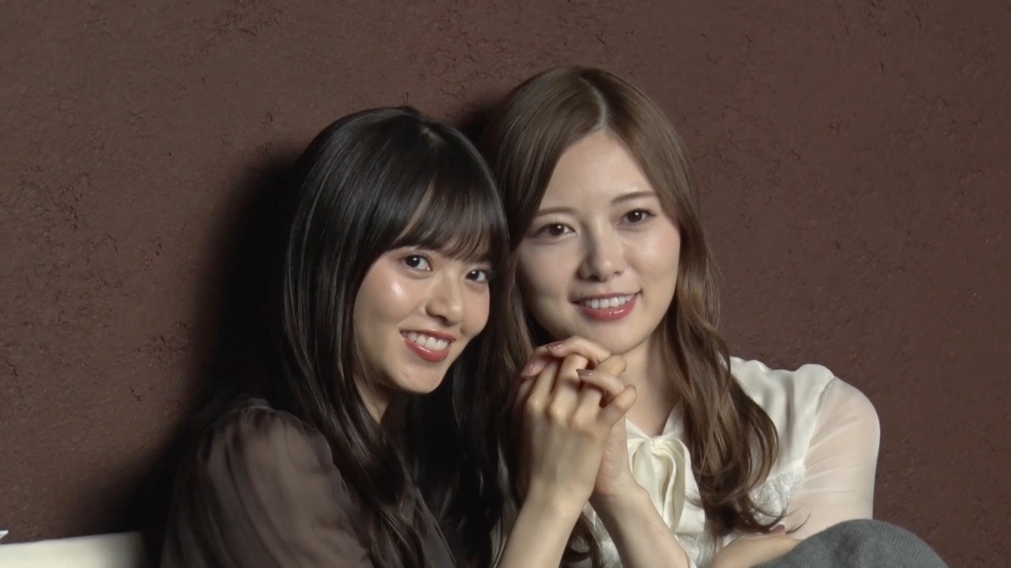 「明治 エッセル スーパーカップSweet's アフォガート」CMメイキング映像のワンシーン。(c)乃木坂46LLC