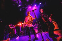 Bye-Bye-Handの方程式（撮影：白石達也）