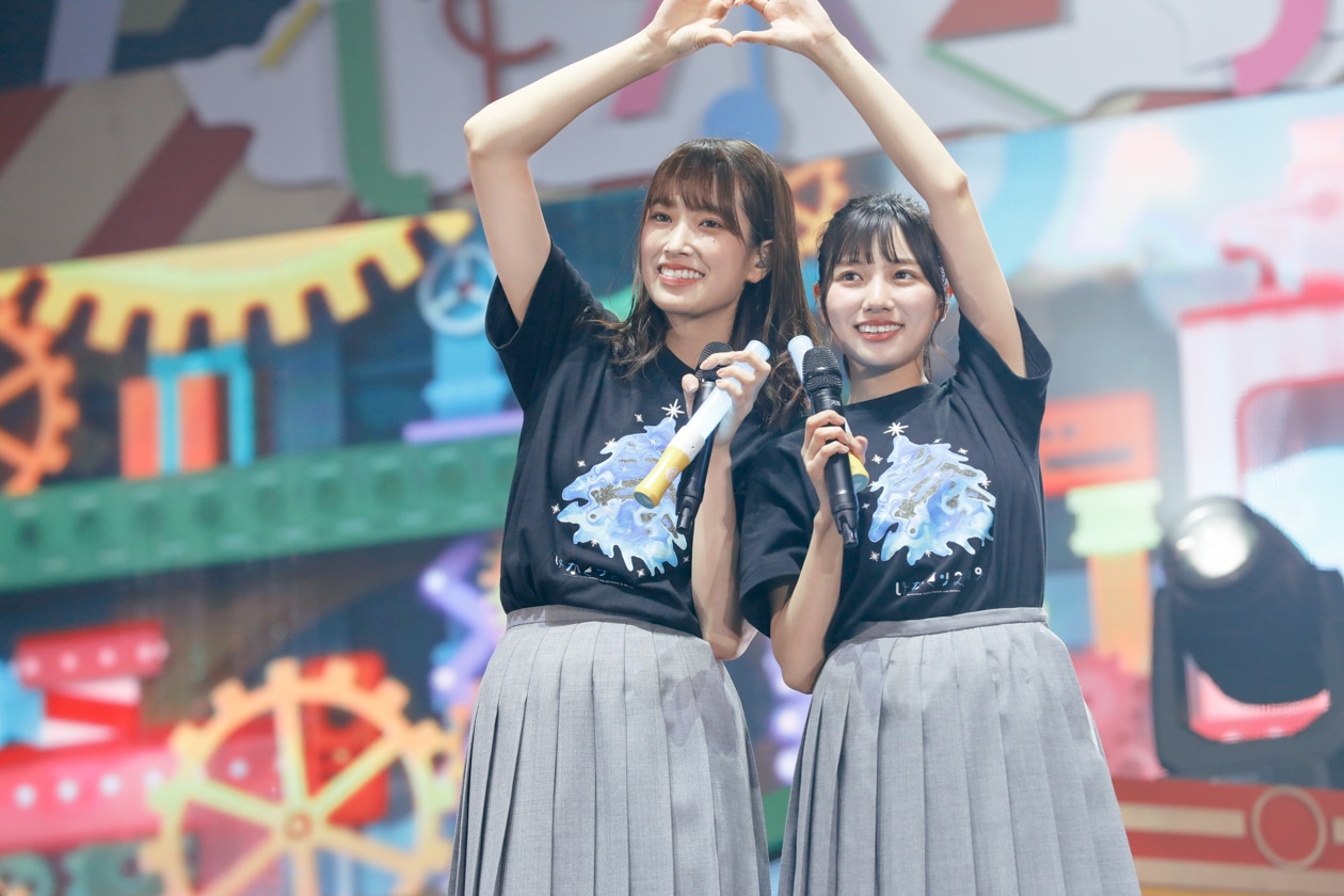 左から佐々木久美、河田陽菜。(c)Seed & Flower LLC