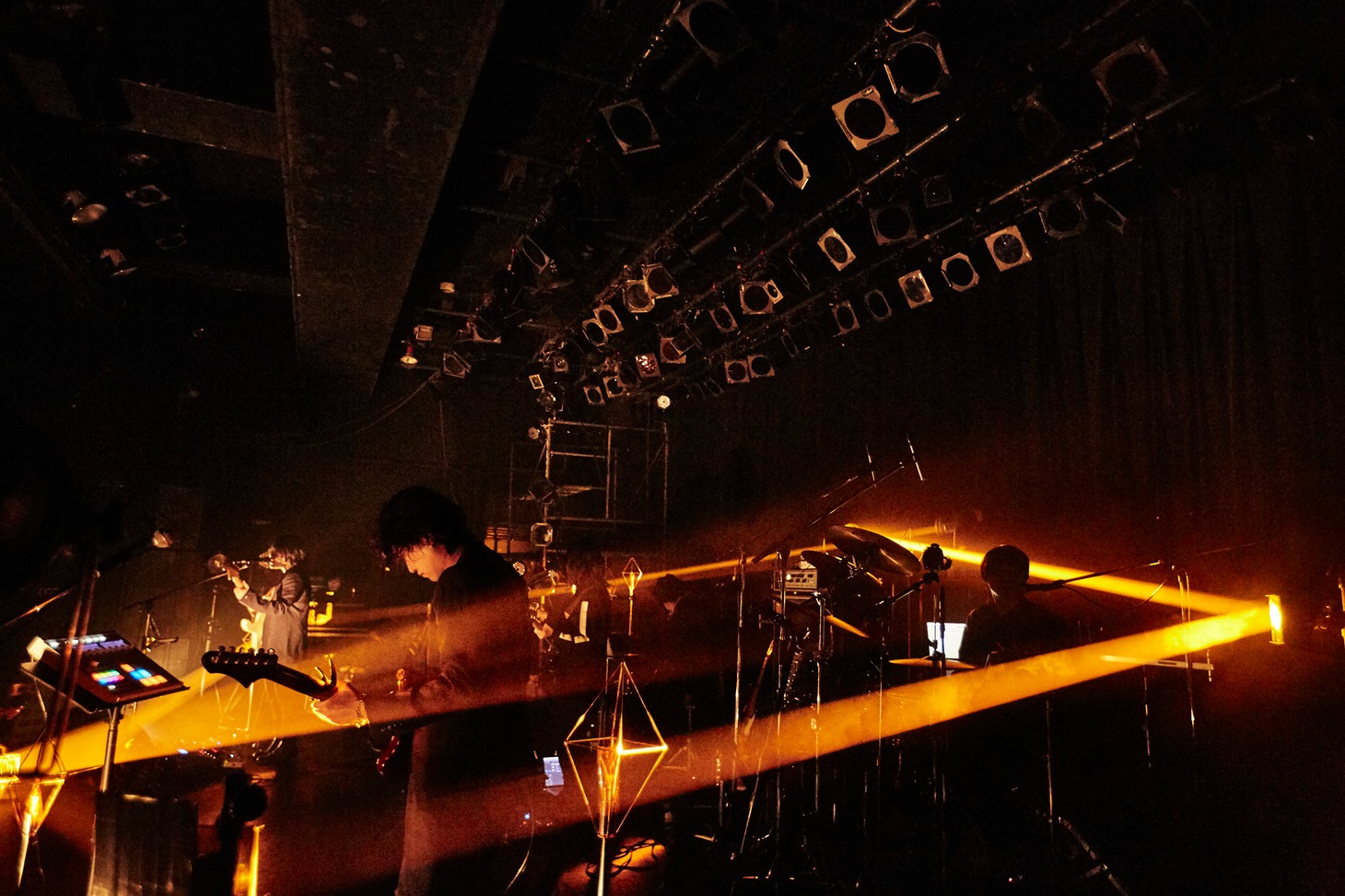 BBHF「BBHF ONE MAN TOUR "FAM! FAM! FAM!"」東京・LIQUIDROOM公演の様子。（撮影：鳥居洋介）