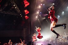 フィロソフィーのダンス「Glamorous 4 Tour」最終公演の様子。