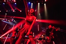 フィロソフィーのダンス「Glamorous 4 Tour」最終公演の様子。