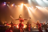 フィロソフィーのダンス「Glamorous 4 Tour」最終公演の様子。