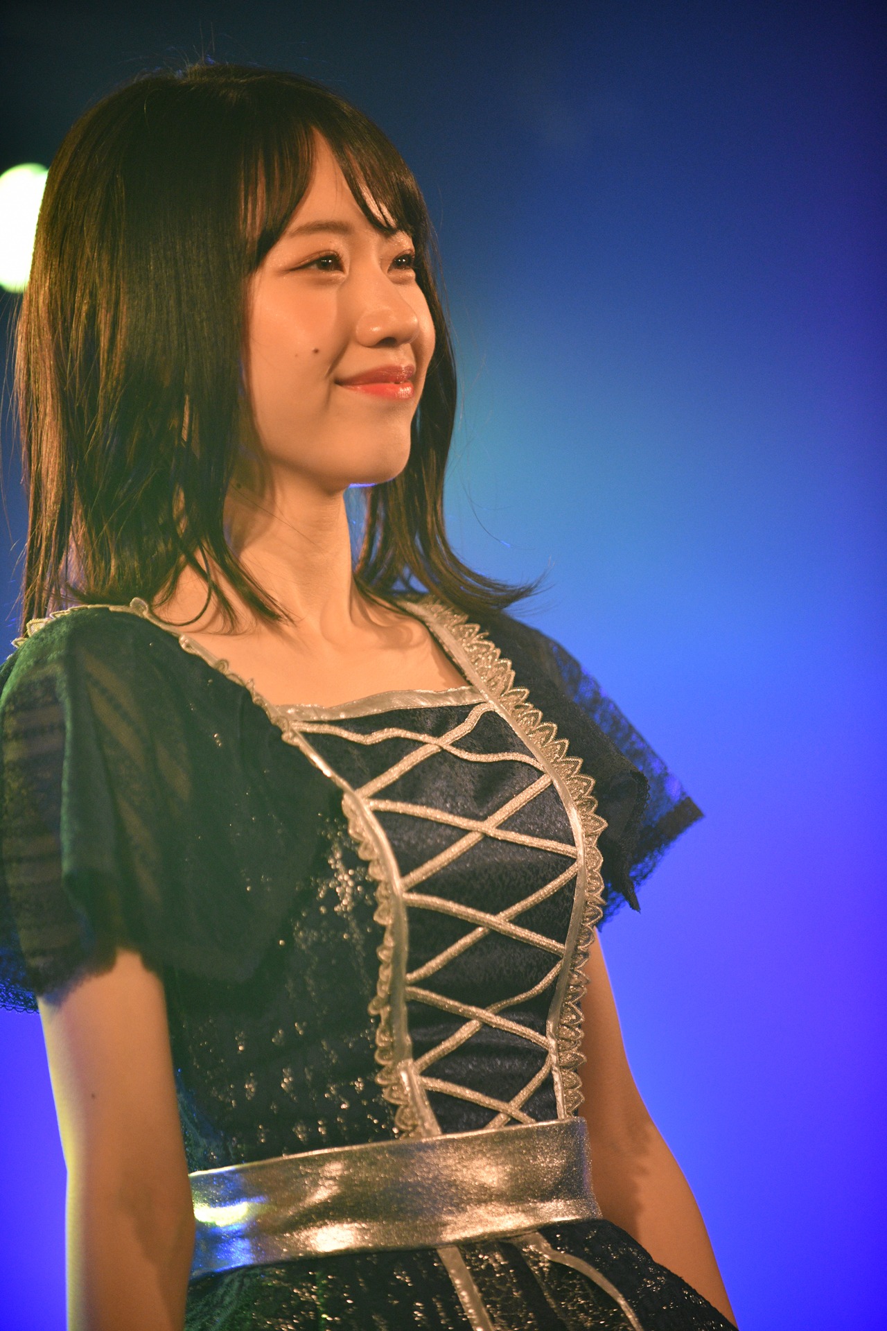 鳴海寿莉亜