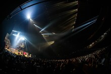 ゲスの極み乙女。「東阪ONEMAN TOUR 2019『変人大集合』」大阪・フェスティバルホール公演の模様。（撮影：渡邉一生）