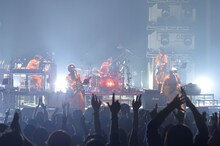 ユニコーン「ユニコーン100周年ツアー“百が如く”」大阪・フェスティバルホール公演の様子。（撮影：三浦憲治 / チームライトサム）