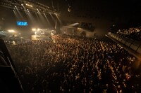 MIYAVI「"NO SLEEP TILL TOKYO" World Tour 2019 JAPAN」大阪・Zepp Osaka Bayside公演の様子。