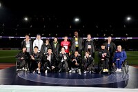 「国立競技場オープニングイベント ～HELLO, OUR STADIUM～」の「ONE RACE」を終えたアスリートたち。（写真提供：JSC）