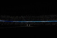 「栄光の架橋」を歌うゆず。（写真提供：JSC）