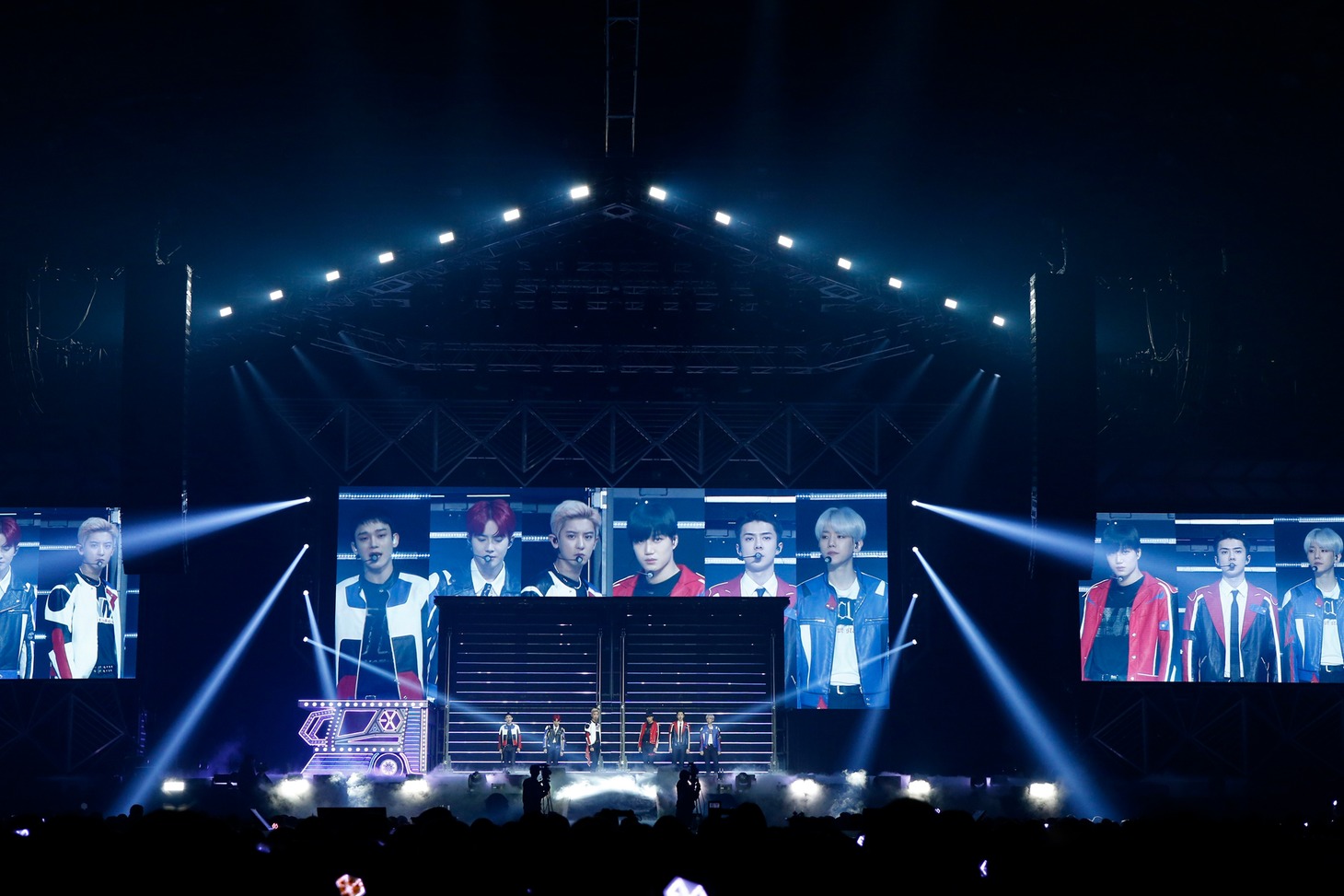 EXO