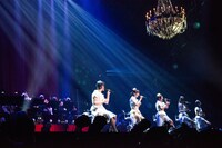 「星の数え方」を歌う私立恵比寿中学。