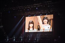 エビ中加入当時、13歳の頃の中山莉子（左）と小林歌穂（右）。