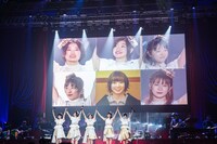 6人で「HISTORY」を歌った私立恵比寿中学。